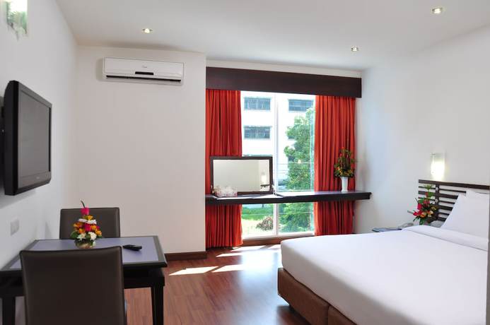 Imagen de la habitación del Hotel The Color Hat Yai. Foto 12