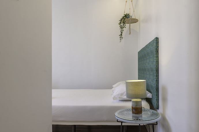 Imagen de la habitación del Hotel The Color Hostel. Foto 4