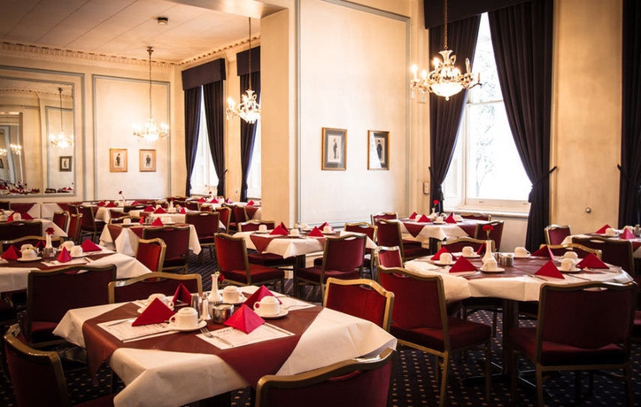 Imagen del bar/restaurante del Hotel The Columbia. Foto 3