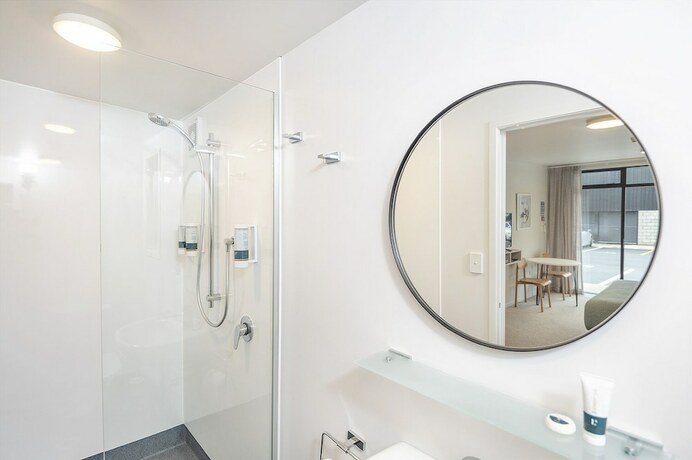 Imagen de la habitación del Hotel The Com Plex Motel. Foto 11