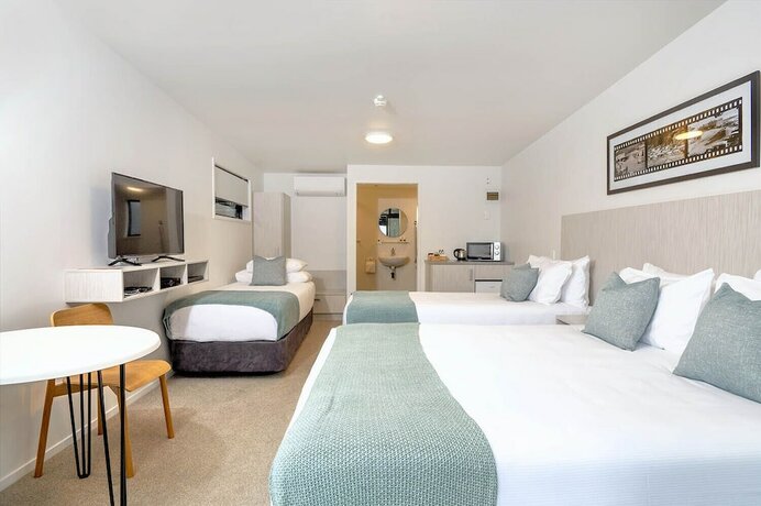 Imagen general del Hotel The Com Plex Motel. Foto 6