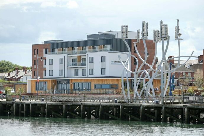 Imagen general del Hotel The Commissioners Quay Inn - The Inn Collection Group. Foto 1