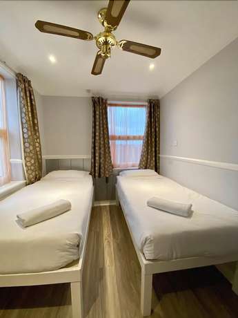 Imagen de la habitación del Hotel The Commongate. Foto 3