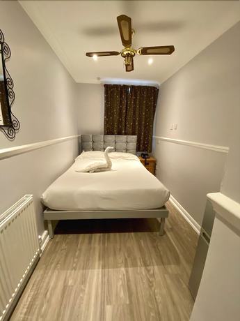 Imagen de la habitación del Hotel The Commongate. Foto 10