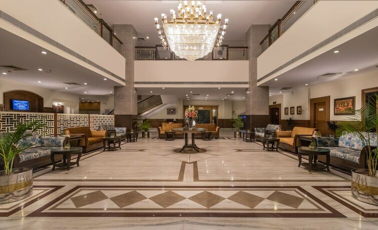 Imagen general del Hotel The Competent Palace. Foto 16