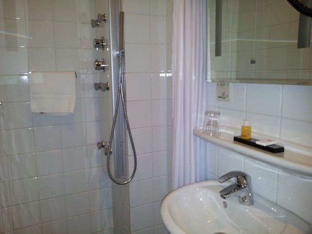 Imagen de la habitación del Hotel The Concert. Foto 6