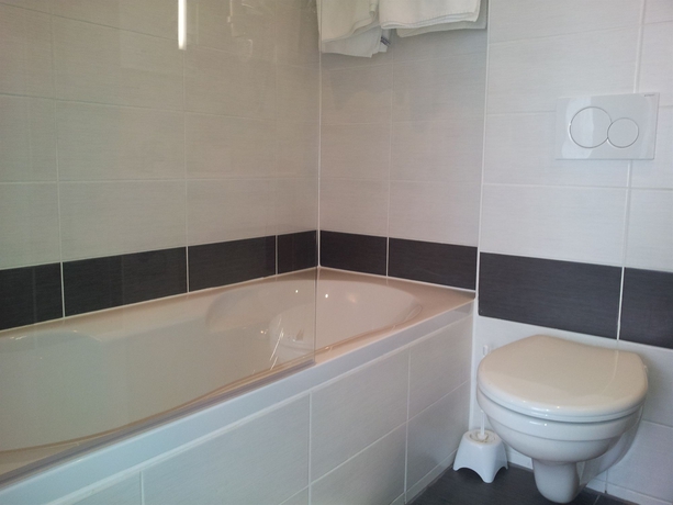 Imagen de la habitación del Hotel The Concert. Foto 11