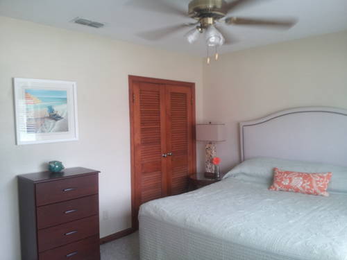 Imagen de la habitación del Hotel The Conch House Marina Resort. Foto 5