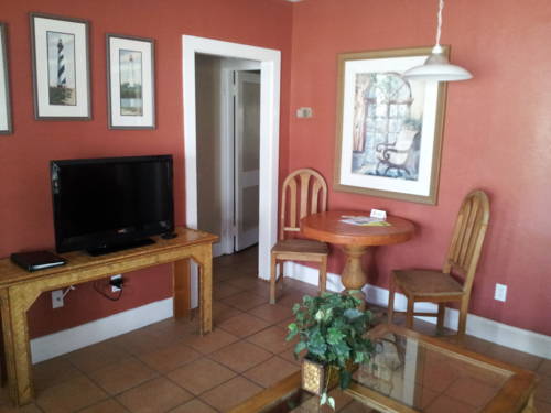 Imagen de la habitación del Hotel The Conch House Marina Resort. Foto 16