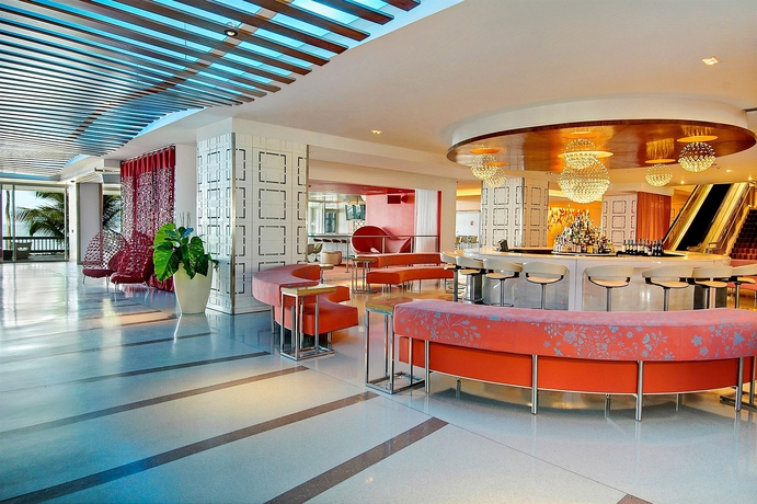 Imagen del bar/restaurante del Hotel The Condado Plaza Hilton. Foto 2