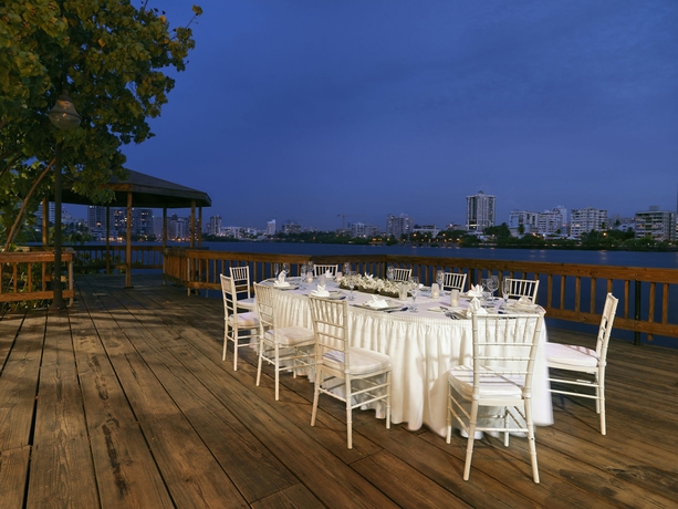 Imagen de los exteriores del Hotel The Condado Plaza Hilton. Foto 9