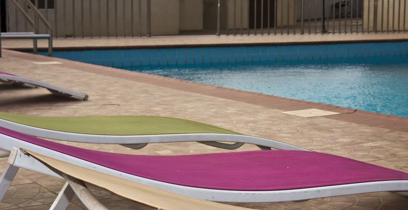 Imagen de la piscina del Hotel The Congress. Foto 20