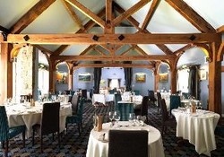 Imagen del bar/restaurante del Hotel The Coniston and Country Estate. Foto 7