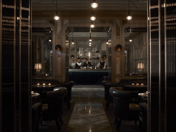 Imagen del bar/restaurante del Hotel The Connaught. Foto 9