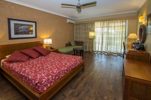 Imagen de la habitación del Hotel The Continental Hotel Broome. Foto 2