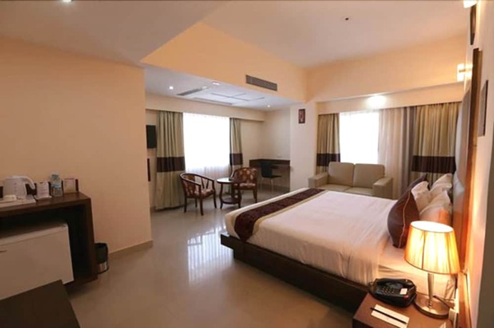 Imagen de la habitación del Hotel The Contour. Foto 18