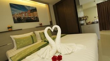 Imagen de la habitación del Hotel The Convenience Khon Kaen. Foto 6