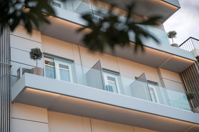 Imagen general del Hotel The Convo Athens Riviera. Foto 2