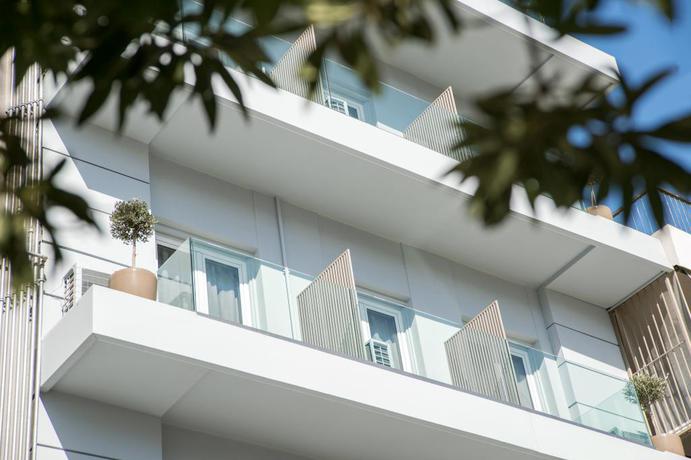 Imagen general del Hotel The Convo Athens Riviera. Foto 3