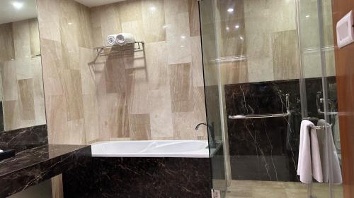 Imagen general del Hotel The Conway, Meerut. Foto 11