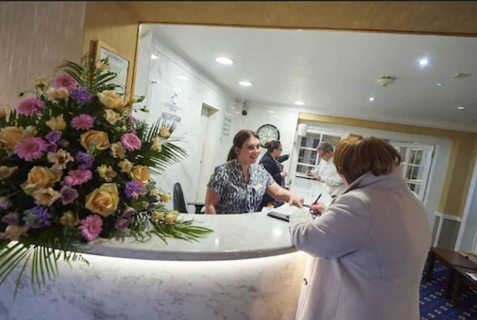 Imagen de los interiores del Hotel The Cooden Beach. Foto 16