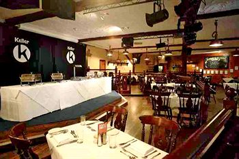 Imagen de los interiores del Hotel The Coppid Beech. Foto 9