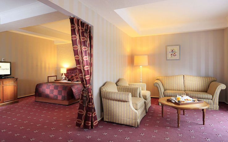 Imagen del bar/restaurante del Hotel The Coppid Beech. Foto 6