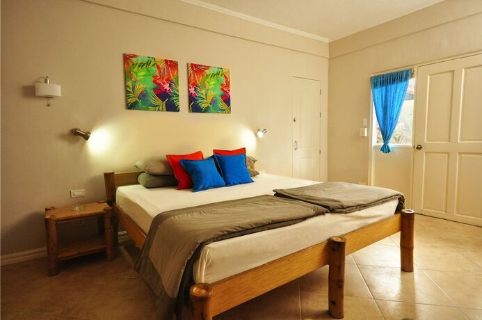 Imagen general del Hotel The Coral Beach Club. Foto 13