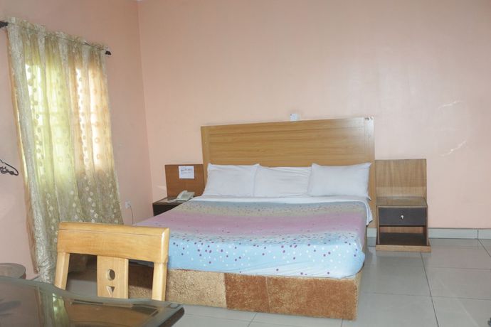 Imagen de la habitación del Hotel The Coral Reef. Foto 5