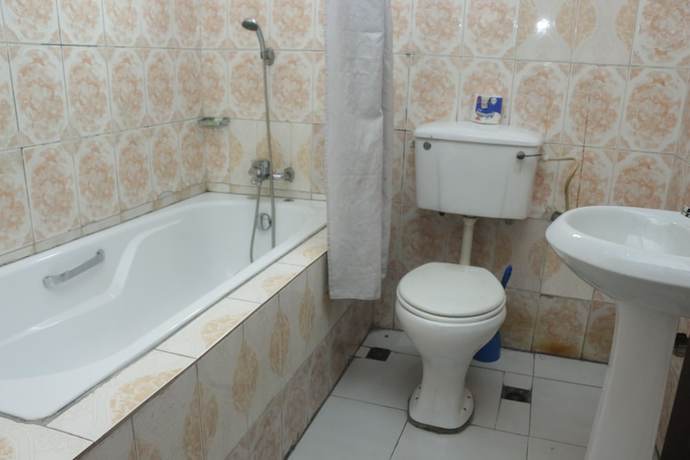 Imagen de la habitación del Hotel The Coral Reef. Foto 6