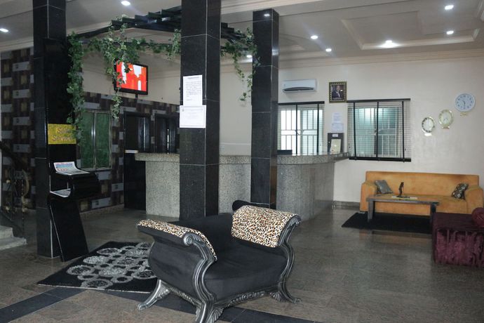 Imagen de los interiores del Hotel The Coral Reef. Foto 19