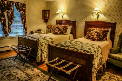 Imagen de la habitación del Hotel The Cornell Inn, Lenox. Foto 6