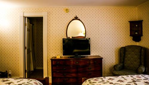 Imagen de la habitación del Hotel The Cornell Inn, Lenox. Foto 7