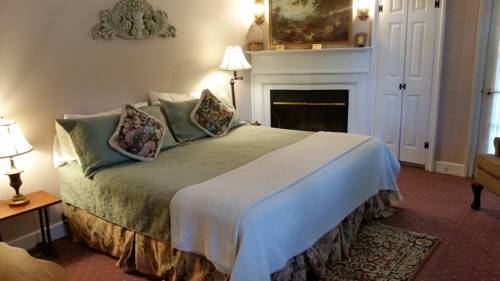 Imagen de la habitación del Hotel The Cornell Inn, Lenox. Foto 15