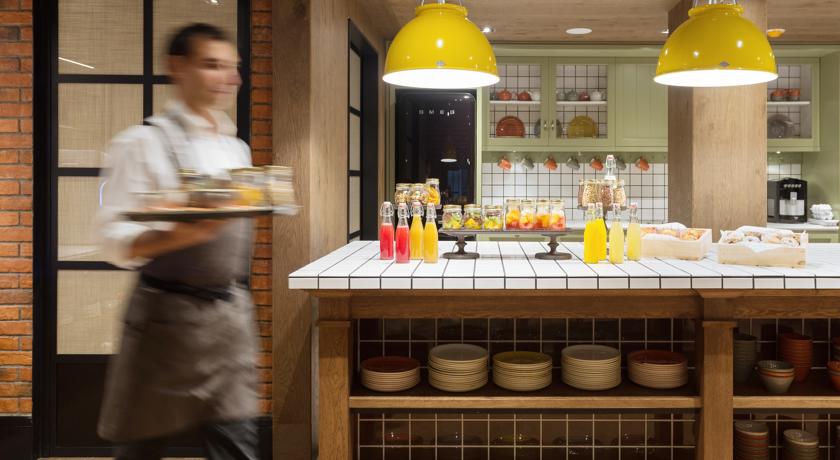 Imagen general del Hotel The Corner. Foto 11