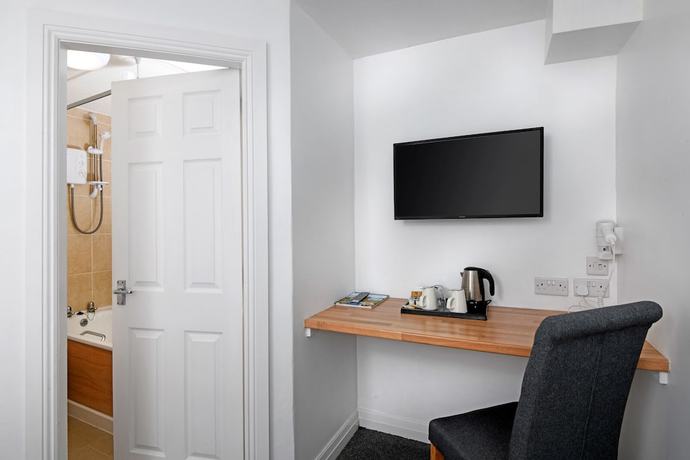 Imagen de la habitación del Hotel The Corner House, Annan. Foto 10