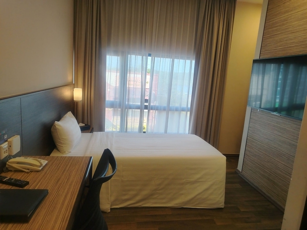 Imagen general del Hotel The Corner House, Kuala Belait. Foto 1