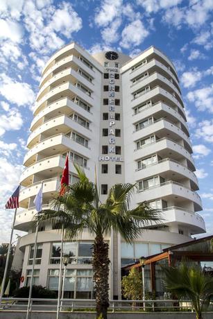 Imagen general del Hotel The Corner Park. Foto 11