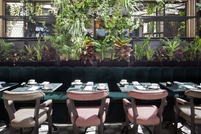 Imagen del bar/restaurante del Hotel The Corner Roma. Foto 14