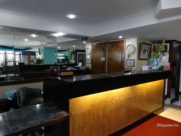 Imagen de los interiores del Hotel The Corporate Inn, Manila. Foto 17
