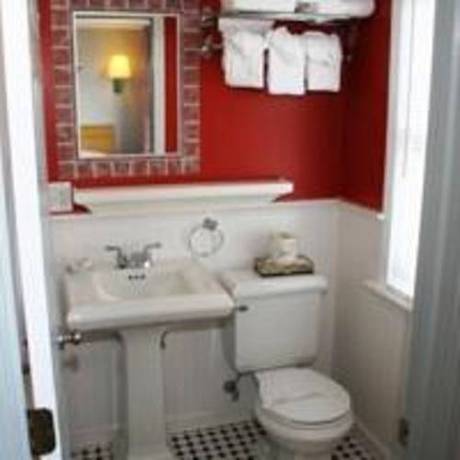 Imagen de la habitación del Hotel The Corsair and Cross Rip Oceanfront Resort. Foto 3