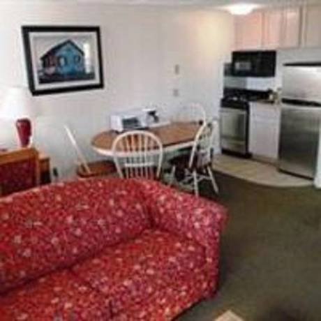 Imagen de la habitación del Hotel The Corsair and Cross Rip Oceanfront Resort. Foto 4