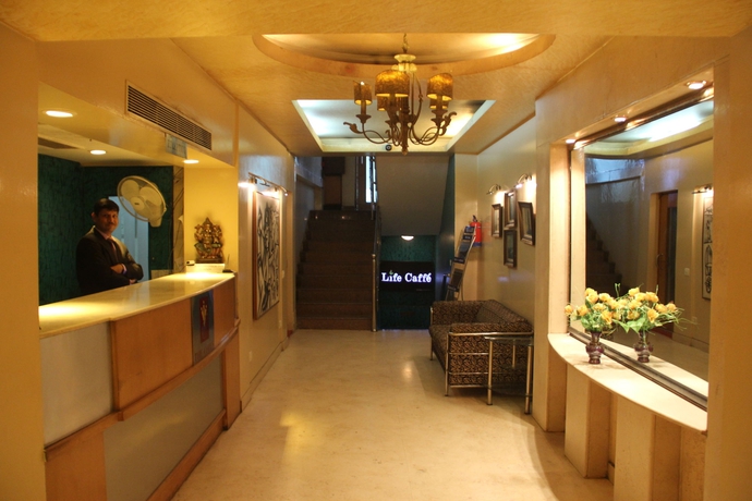 Imagen de los interiores del Hotel The Corus. Foto 15