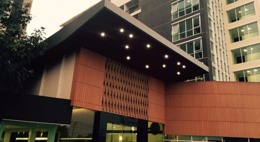 Imagen de los exteriores del Hotel The Cotai Luxury Design. Foto 9