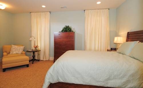 Imagen de la habitación del Hotel The Cottages At North Beach Plantation. Foto 5