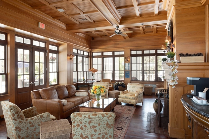 Imagen de los interiores del Hotel The Cottages on Charleston Harbor. Foto 16