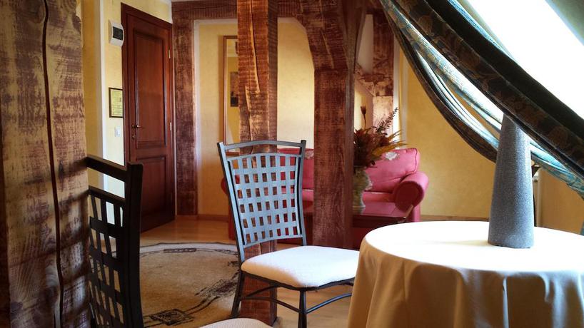 Imagen de la habitación del Hotel The Council. Foto 12