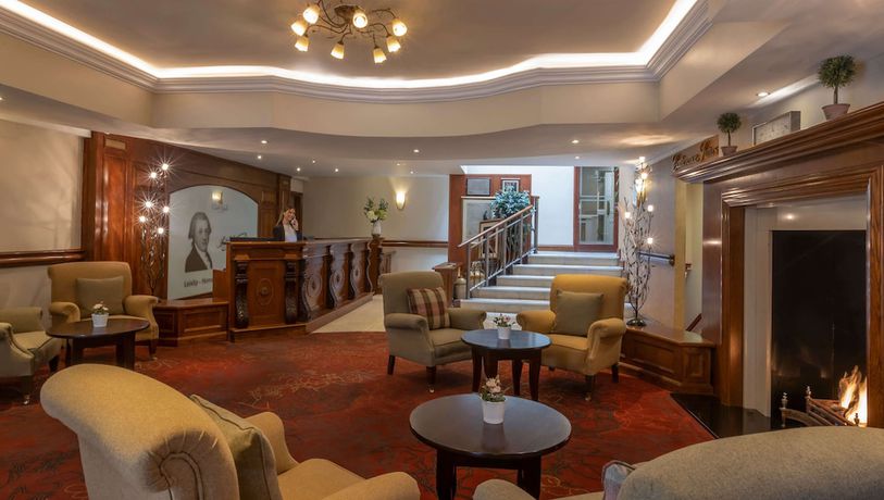 Imagen de los interiores del Hotel The Court Yard. Foto 20
