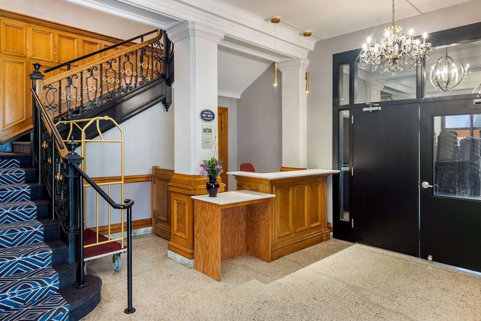 Imagen de los interiores del Hotel The Courthouse, Ascend Collection. Foto 19