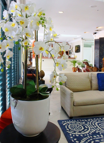 Imagen de los interiores del Hotel The Courtleigh and Suites. Foto 10